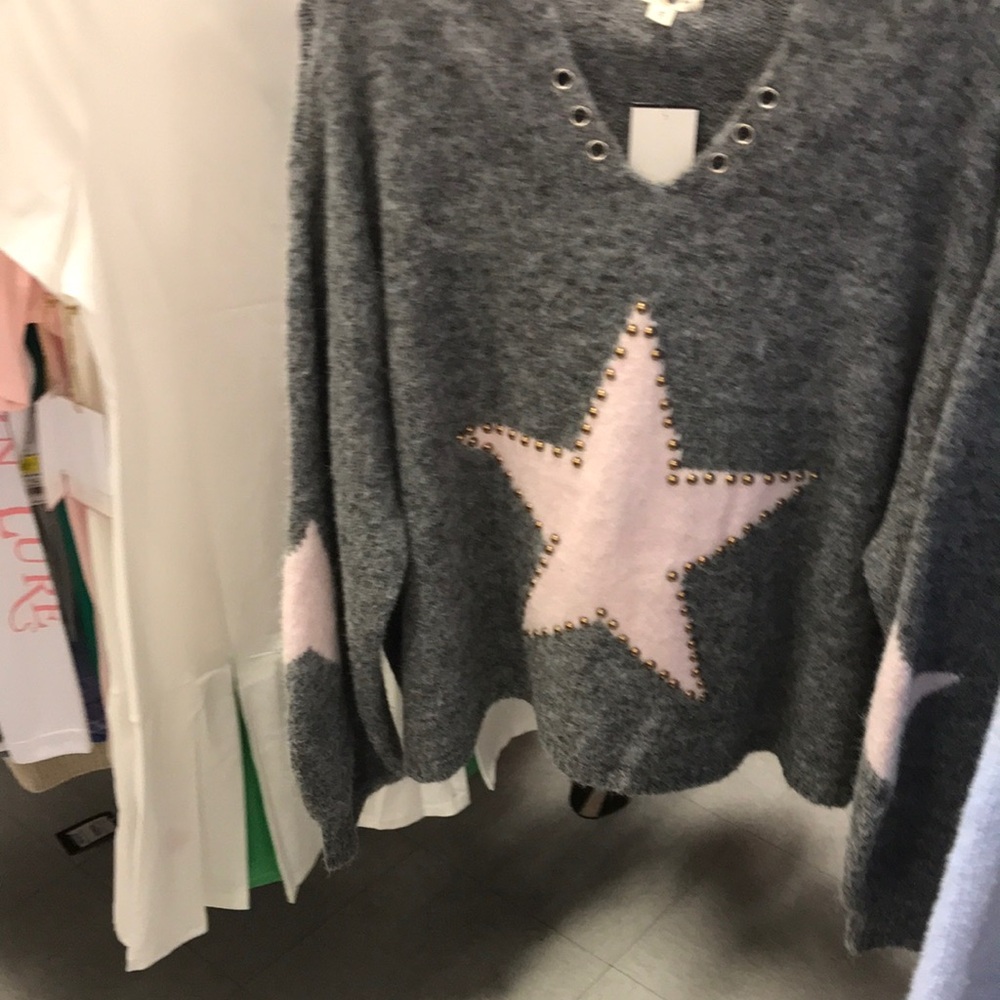 Womens Gray Pullover Sweater with Pink Star Accent